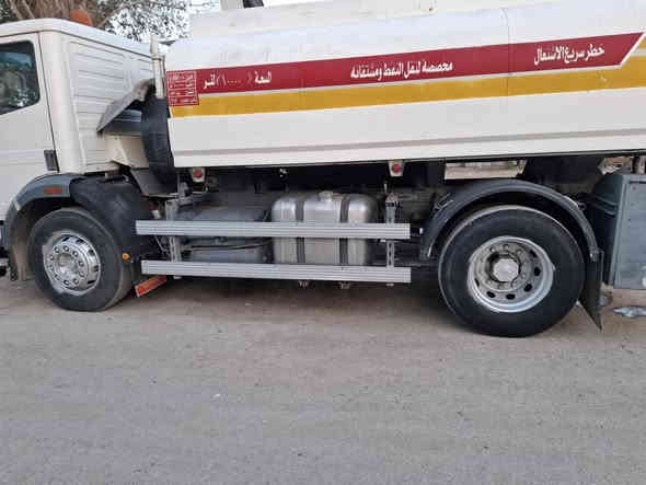 مرسدس تنكر وقود حموله ١٠الف نظام الجي بي اس سياره جهازه سحب دفع عدد سمنتي امريكي بكره و صونده ٤٠ متر سياره جهازه كبل للشغل رقم انكليزي سياره بأسمي *********** السعر ٢٧٥ مكاني بابل الحله
