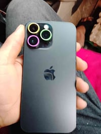 14برو ماكس ذاكره 256 بطاريه 85جهاز  نضافه حاله حال جديدد كئنما هسه فات...