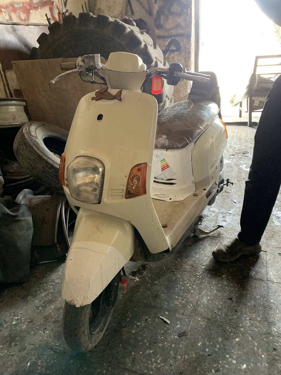 دراجه لل بيع بوليس السع 600 وبيها مجال ***********
