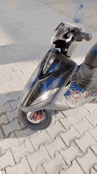 السلام عليكم ورحمه الله وبركاته دراجه ماكس عدله للبيع دراجه تضيفه كلش برقي ما ناقصها مكينه خرسه ولدراجه مكفوله كفالة عامه كفرات تجاري ولبلاديات موجودات السعر ب مليون وبيه مجال مكان الدراجة البصرة ابو الخصيب محيله شارع الحمزة ***********
