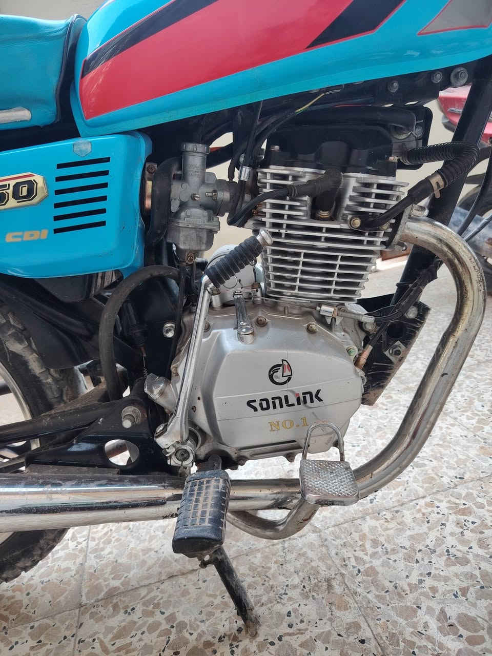 دراجه سيفان ٥كير رقم كربلاء سنويه مستلم باقي بس اللوحات ٨٠٠ قفل كربلاء الحر ***********
