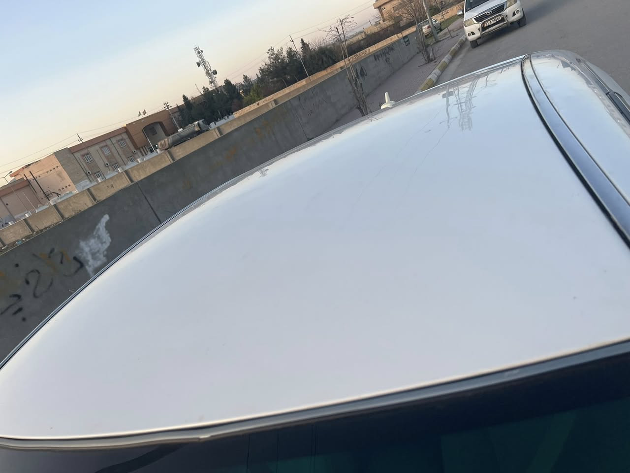 شاهینە 2008 موس ناو زەرد دودوگمەبەس شوێن موسی بۆیاخە بۆیاخی ئەوروپایشی نییە مەکینە گەورەی گێر گەورە 182  بی مەسرەف بی تەقەو رەقە نمونەیە لەجوانی 192 هەزار رۆشتوە دوکەلی هەیە تۆزی مالی دۆستە سەقفی شوشەی قوفلی 69 گەلا دیناری کەمی نییە مشتەری تەلەفون بکە شوێن زەرایەن
***********
واتس ئاپ ڤایبەری لەسەرە
