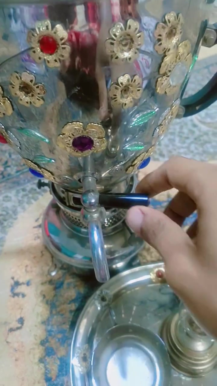 السلام عليكم
سماور نفطي شغال مع كامل غراضه
مكاني اربيل
***********
