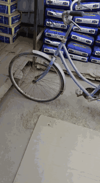 شباب بايسكل للبيع حجم ٢٦ الي يريده يراسلني واتساب وبخدمته انه  0780722...