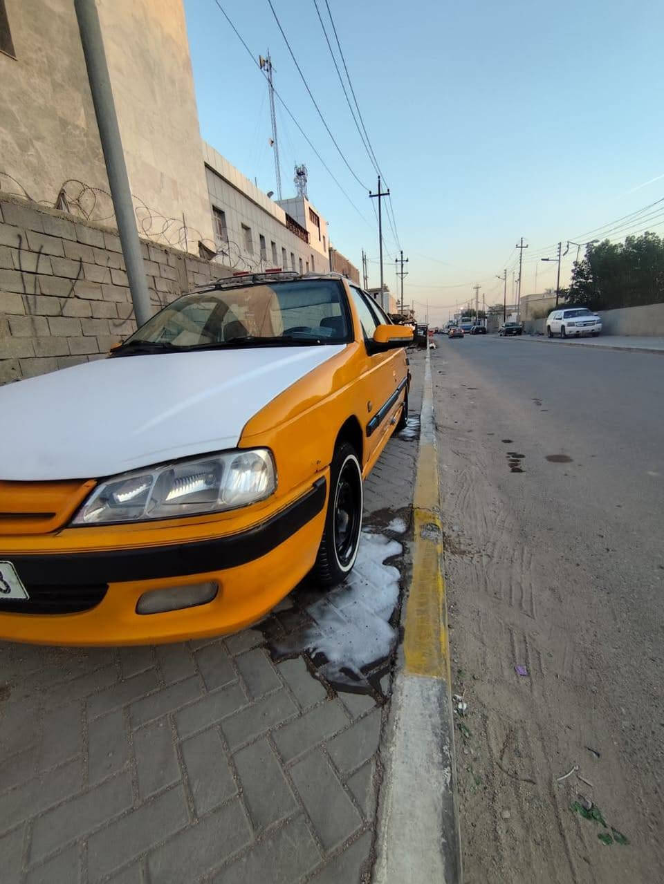 بيجو موديل 2018 السنويه2030 بصرة بيه ضربه بلجاملغ الايمن وثاني تبديل فقط تبريد مكينه كير جدد حداد جديده تخم تايرات كهرباياته كله شغاله مابيه نقص 48وبيه مجال قليل جدآ مكاني الشعيبه ***********
