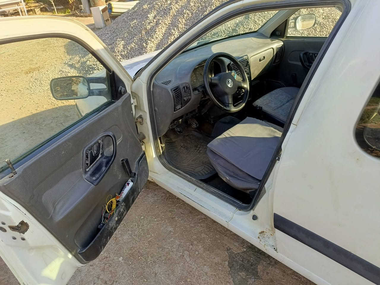 سيارة كولف بوكس خصوصي
رقم بغداد
موديل 2000
مكينه 4 سلندر 
سيارة عملية ونضيفه جاهز للعمل بدون اي نقص 
 المكان /بغداد  جسر ديالى تقاطع النهروان 
سعر اتصال/‏‪***********‬‏/ ***********
