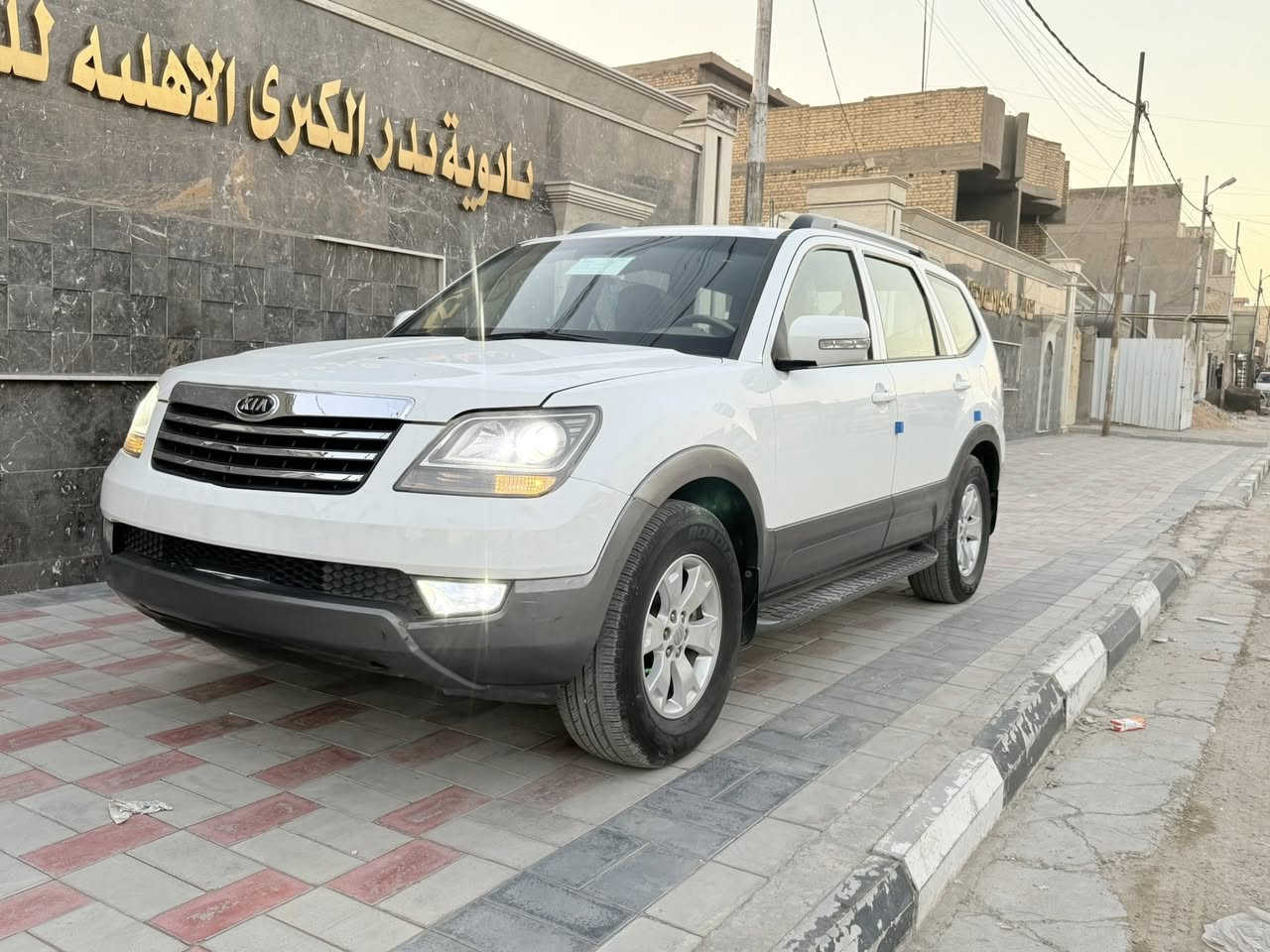 السلام عليكم
كيا مهافي 2012 وارد خليجي مكفوله من الضربه والصبغ ماشيه 89 الف مكينه 6سلندر مكفوله كير مكفول السياره فورويل حساسات امامي خلفي سبعه راكب ثلاث قطع بريد كامره تحكمات جهتين السياره جديد جدا كير مكينه تبريد حداديه تخم تاير كله جاهزه رقم بغداد دولي بأسمي 
سعره 137وبيه مجال بسيط 
للاستفسار
***********
مكان السيارة بغداد
