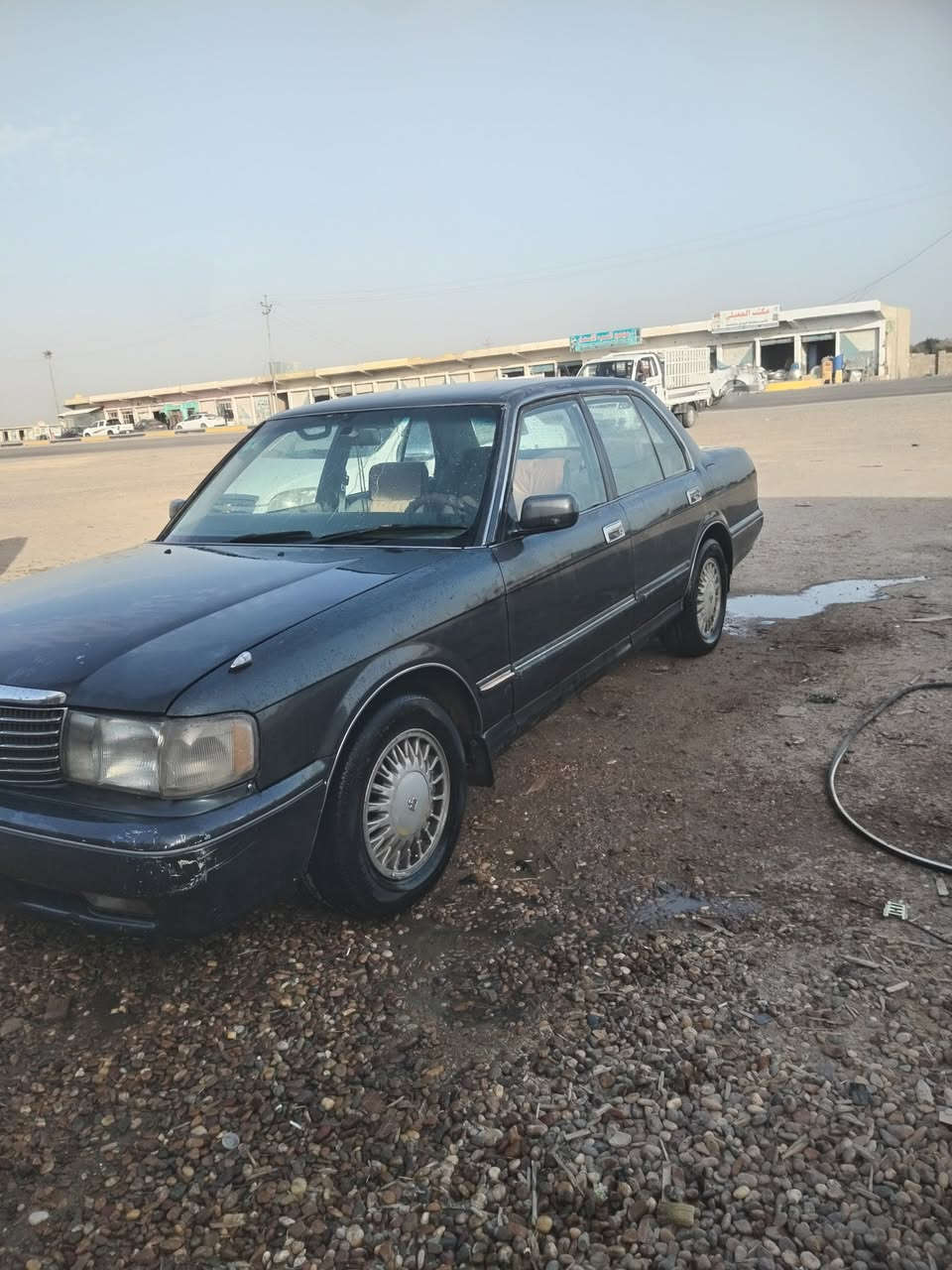 ارنب موديل خمسع وتسعين كلش نضيفه ومكفوله من ضربه او صبق او كص ايعيب مكفوله ماعد محرك بي بدايه رخاوه سعرثمانيه وخمسين وبي مجال اعنوان النبار لتصال ***********
