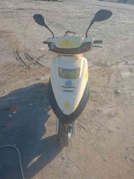 للبيع دراجة فراشة فضائي دراجة جاهزة وشغالة فول ب450وبيهة مجال 
رقم صاحب الدراجة 
 ‏‪ 0772 232 2804‬‏
