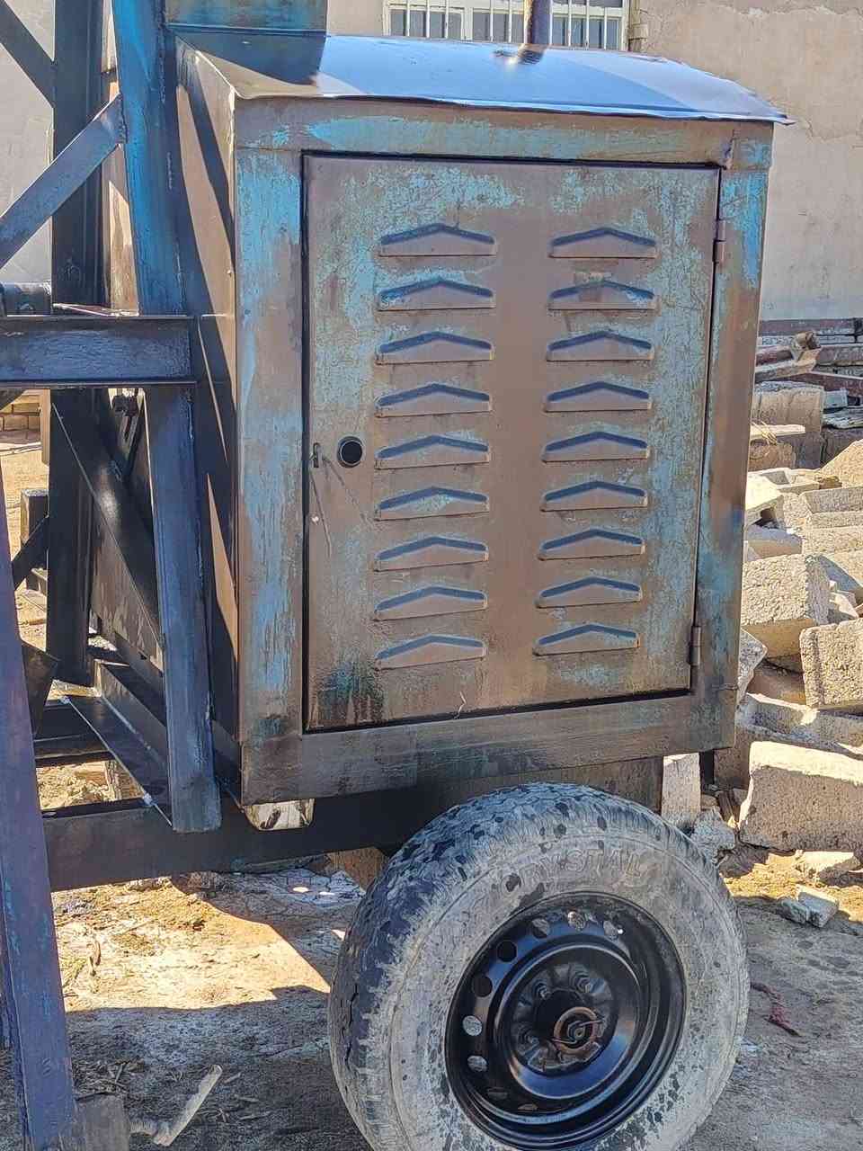خباطه للبيع جاهزه للشغل
***********
