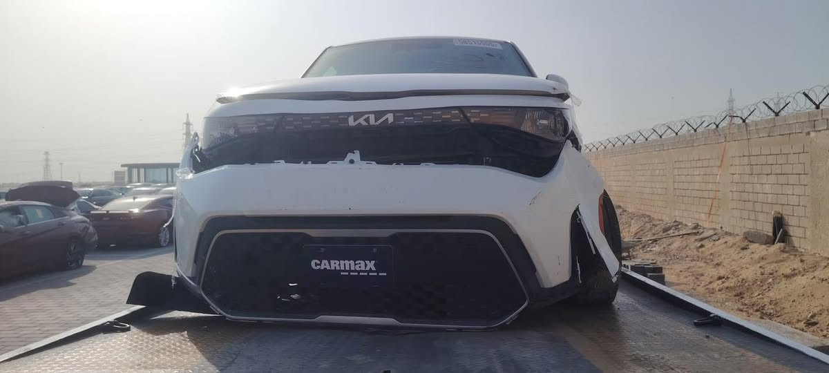 سلام عليكم
صول موديل 2023 

وارد امريكي صور حادثها موضحة يمكم 

الضرر فقط جاملغ ربع بارد حتى الدعامية نفسها 

والباقي كفالة من صبغ وبارد وتبديل وشخط 

كير مكينة حدادية تبريد كفالة 

رقم اربيل تحويل او وكالة 

مواصفات فول عدا البصمة والفتحة 

ماشية 13الف كيلوا اخت الزيروا 

ويل كروم سبير منازل 

مكان السيارة بابل المركز 

السعر ب160وبيها مجال للشراي 

للاتصال *********** 

اعتذر عن المراوس بيع فقط
