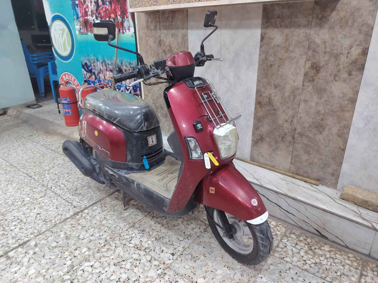 دراجه بوليسي كفاله (نوزل)
شرط الفحص 
عوزهه بس بوليش
الشراي يجي خاص ويدلل.


**إذا كنت صاحب هذا الإعلان وتريد حذفه لأي سبب، رجاءا أرسل رسالة إلى الدعم الفني**