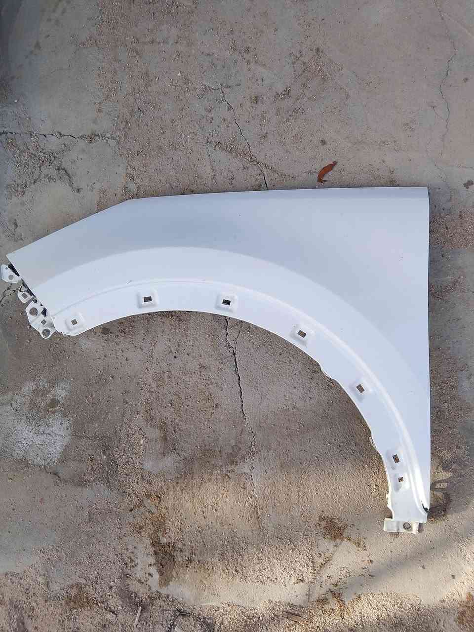 سلام عليكم جاملغات كيا سبورتاج للبيع وارد خليجي يرهمن من موديل 2011 ال موديل 2016 السعر 4 ورقات للأستفسار على الرقم *********** واتساب فقط
