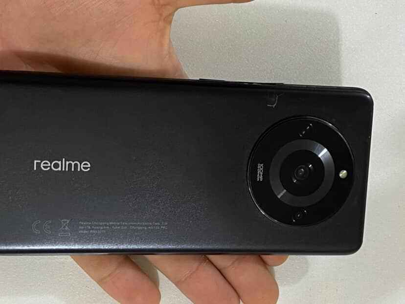 السلام عليكم ريلمي 11برو 5G ذاكرة 256العشوائيه8+8 ابد مداخل تصليح يرادله تصليح زر التشغيل +التنصي+ التعلي ميشتغلن اذه تعوفهن ماعلي شي لين اني منزل تطبيق تكدر تنصي وتعلي براحتك جهاز يدعم خاصيه 120هيرتز وببجي 60فريم تلعب ببجي مرتاح سلس بل العاب معالج فلاكشب 7050 دايمن ستي سعر150بغداد مدينة الصدر بغداد, العراق


**إذا كنت صاحب هذا الإعلان وتريد حذفه لأي سبب، رجاءا أرسل رسالة إلى الدعم الفني**