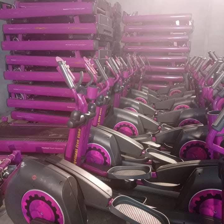 ع بركة الله يوجد جميع الأجهزة الاي فتنس
اسعار جملة ومفرد

 يوجد لدينا جميع قطع غيار اصلي من الفورميك والقايش والإسلاك وغيرها 

يوجد لدينا تجهيز قاعات رياضية بكل انواعها

يوجد توصيل لكافة محافظات العراق

 للاستفسار خاص او ع الرقم الحالي 

***********
