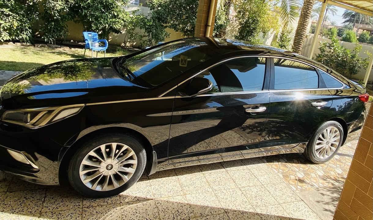 سوناتا 2018 خليجي / ماشية 89 حقيقي
كفالة عدى ملاحظة بسيطة 
كير مكينة صدر حدادية كله كفالة 
بسعر مناسب // بسعر 2015 

***********
