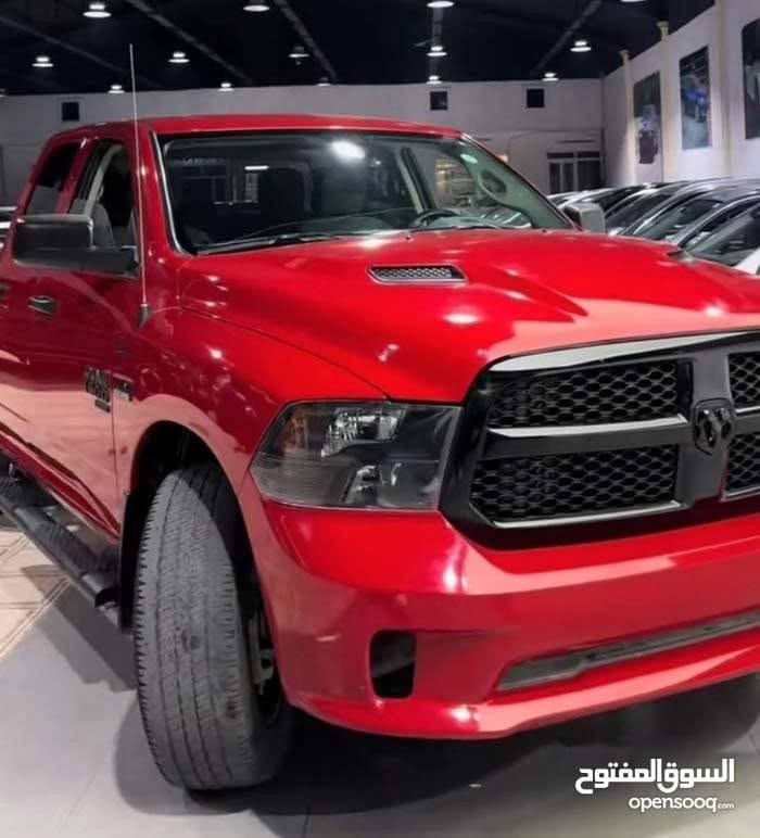 السلام عليكم
رام كلاسك اربيل موديل 22 هيمي 5700 بدون ايرباك باب قصير بدي طويل سياره  ضررها جدا بسيط ماشيه 117 الف  ميل مجهزه بمنظومة غاز كير محرك بالكارتون طخم تاير برجستون   سياره طابكه بالباب ضررها ربع بنيد وربع وجاملوغ ودحجه باليك لايت الخلفي جهة السايق رقمي *********** مهندس علي فرج سعرها 187 بيها مجال
