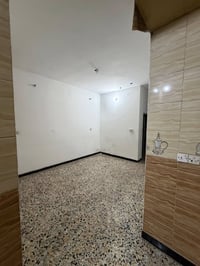 � للإيجار في شارع النخل دار سكنية طابق أرضي بمساحة 150 متر، تحتوي على ...