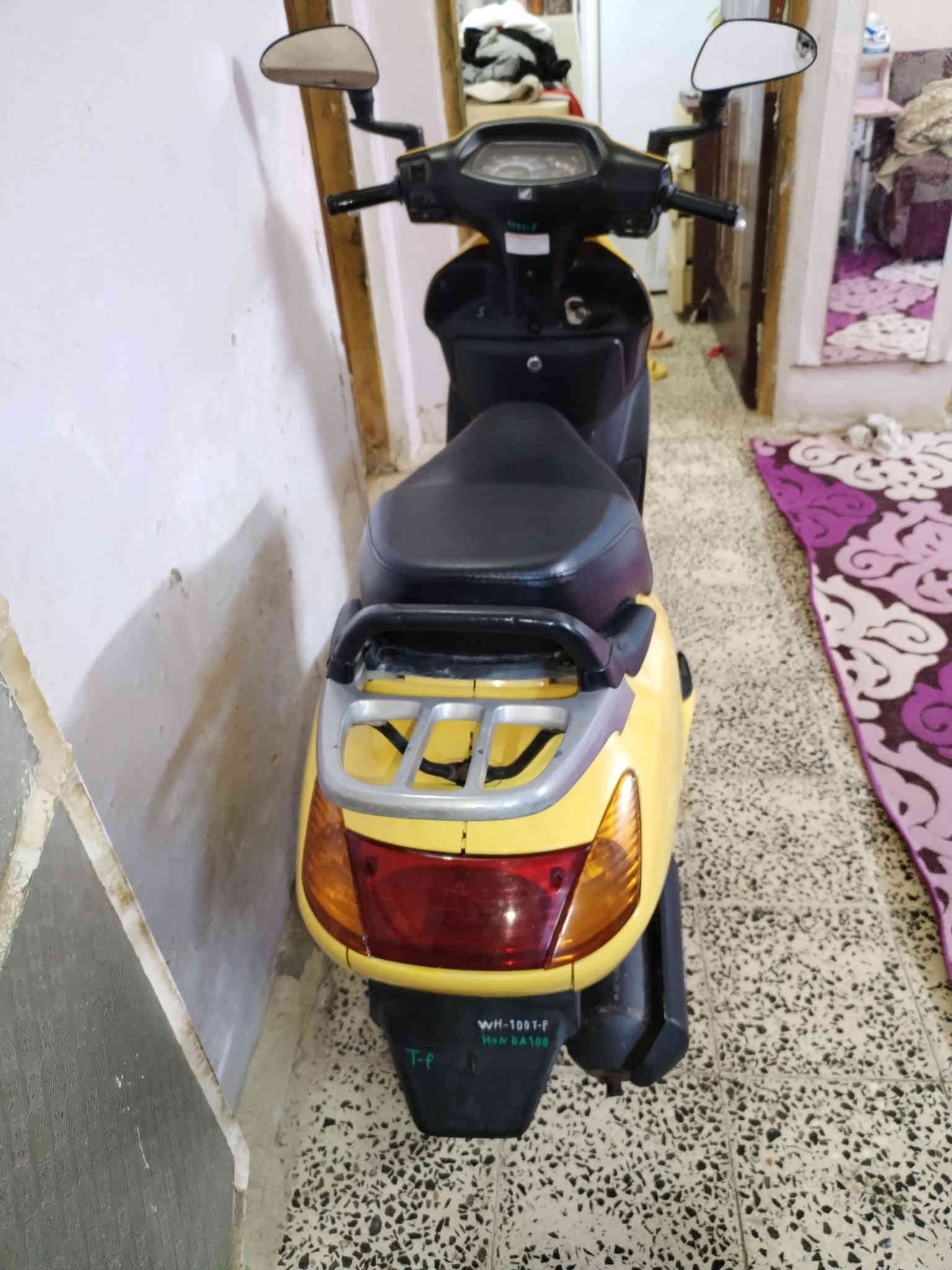 السلام عليكم
دراجه سبيسي ياباني رمبه ماماشيه بالعراق شي قليل كتلوك الشركه بيها مامفتوحه كفرات بلاديه مختمه  بعدها لوك جيب فيتر وياك وفحص  نگره سلف او هندر الكهربائيات كلها شغاله كيج بانزين الكيلو متر  حساسات بريك سلف لايت عالي ناصي بگ لايت صطاب اشاير صوتيات كله على وضع الشركه الدراجه خرسه شلعتها كلش قويه الدراجه مضمومه ماطالعه راعيها بس خمس تيام ينزل وبعداها لوك 
السعر 1100000 مليون او ميه وبيها مجال
 خواتها بواحد ونص واكثر   
المكان واسط قضاء الحي
*********** هذ رقمي الشراي يتصل
اسف عل اطاله
