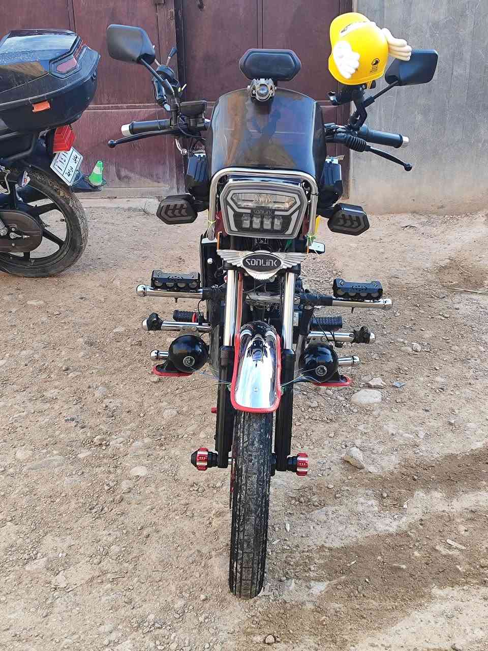 السلام عليكم دراجة سولنك 25 للبيع ويرهم مراوس حسب القناعة اوراق بصمان سويجات كلهة كاملة دراجة جديدة استخدام قليل مفولة كماليات مكاني القائم حصيبة ***********
