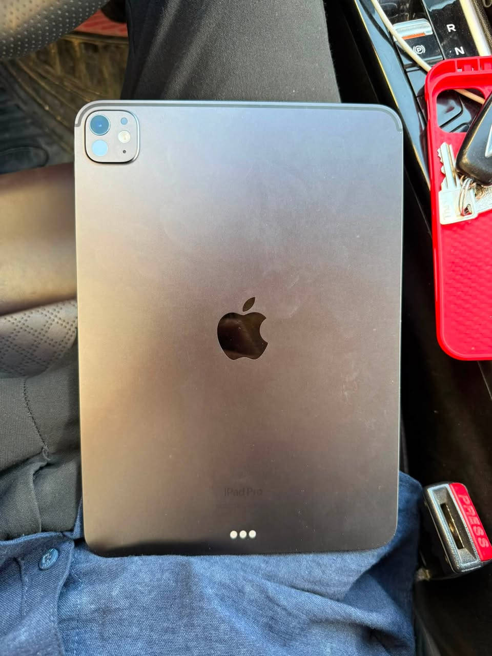 📱 للبيع: iPad 11 Apple M4 (256GB)
✨ بحالة الوكالة – نظيف جدًا جدًا، استخدام خفيف.

🔹 السعة: 256 جيجابايت
🔹 عدد دورات الشحن: حوالي 120 دورة فقط
🔹 الجهاز نظيف جدًا وخالٍ من الملاحظات، وجاهز للاستخدام مباشرة.

💰 السعر: 1,100,000 دينار عراقي

⏳ مستعجل على البيع

📞 للتواصل: ***********7

وين مكانك ادزلكيا
