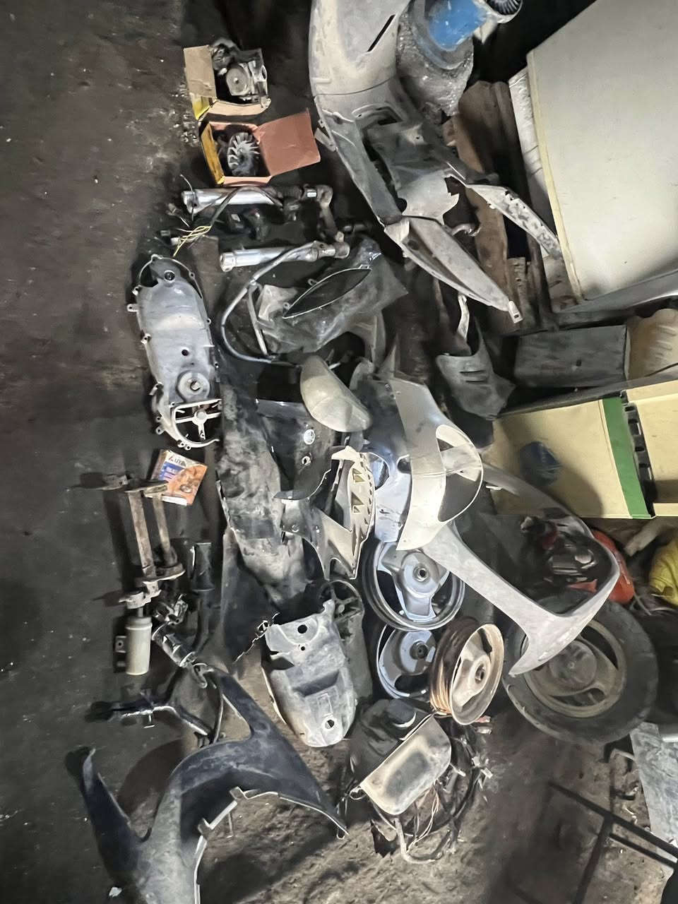 السلام عليكم خراض ماكس كلشي متوفر وكلمن وسعره ***********
