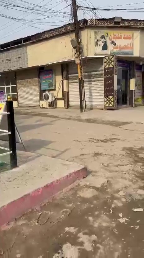 السلام عليكم 
      دار للبيع 100م 
واجهيه 5 نزال 20
بناء كامل درجه أولى 2021
الطابق الثاني مفصول عن الأرضي درج خارجي
العنوان ..خلف محطه الكهرباء الزراعي قرب نادي الكهرباء 📞الاتصال ***********
