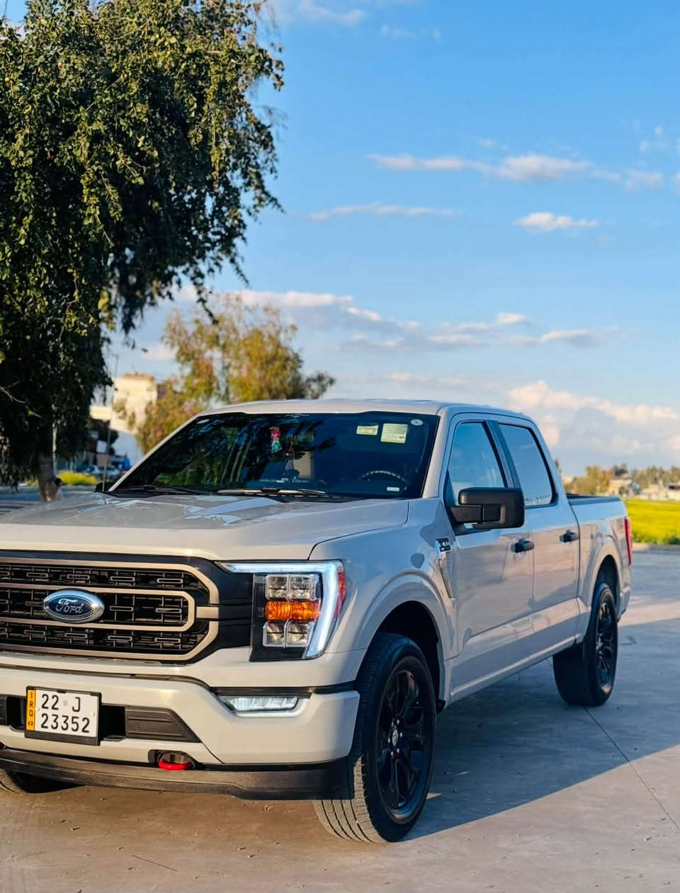 { بيع سريع بدون مراوس }
‎‏‎‏⚜️ FORD F-150 XLT ⚜️ / 2023

للبیع فورد F-150 ⚜️

{ بيها كوبون بنزين }

لون ; سموک ممیز🪽

مودیل ; 2023🔱

مواصفاتها XLT : 

سياره👇

محرك: 6 سلندر 🔥🔥

محرک:3.5 دبل توربو ⚜️

باب طويل بدي قصير
تاك اكسل 

كشنات كهرباء 

قاصه دشبول

بريك بصمه

عده كامله سبير منازل

لايت  LED 

اوتو ستوب 

شاشة الكتروني 📱

التحكم في الجر 🔥

رادارات (خط مسار * جانبي * خلفي)☑️

تخم حساس ✅

كاميرا خلفية🎥

كاميرا أمامية 📷

ويل كروم اصلي 🛞

رادار توقف ذاتي 

بلجكتور ليت بيلادي ◽️

تحديد مسار 🚦🚥

شاحن تايب سي ⚡️

سستم شاحن الایفون 📞

شاحن 🔌 USB

السياره جديده بمعنى الكلمه‏ 

 سیارە ماشیە :  49 میل

الصبغ :  بونید صبغ وثلاث قطع کلیر امریکا بجم کبس  شرط بدون دواخل بدون معجون 📌

سعر : 265 بيها مجال

مکان ; کرکوک

الاستفسار اتصل بی تدلل ; 

*********** بی واتساب.

***********
