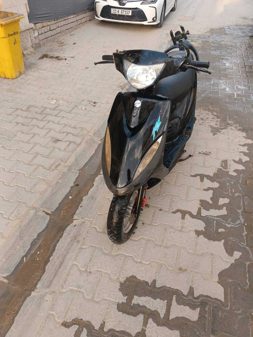 سلام عليكم ماكس عدله مكينه ممفتوحه بلاديه بيه كابريتر تجاري وسلف تجاري  ونقص باتري عارضه ب٦٥٠ وبيه مجال عنون ساحت عدن 
***********
