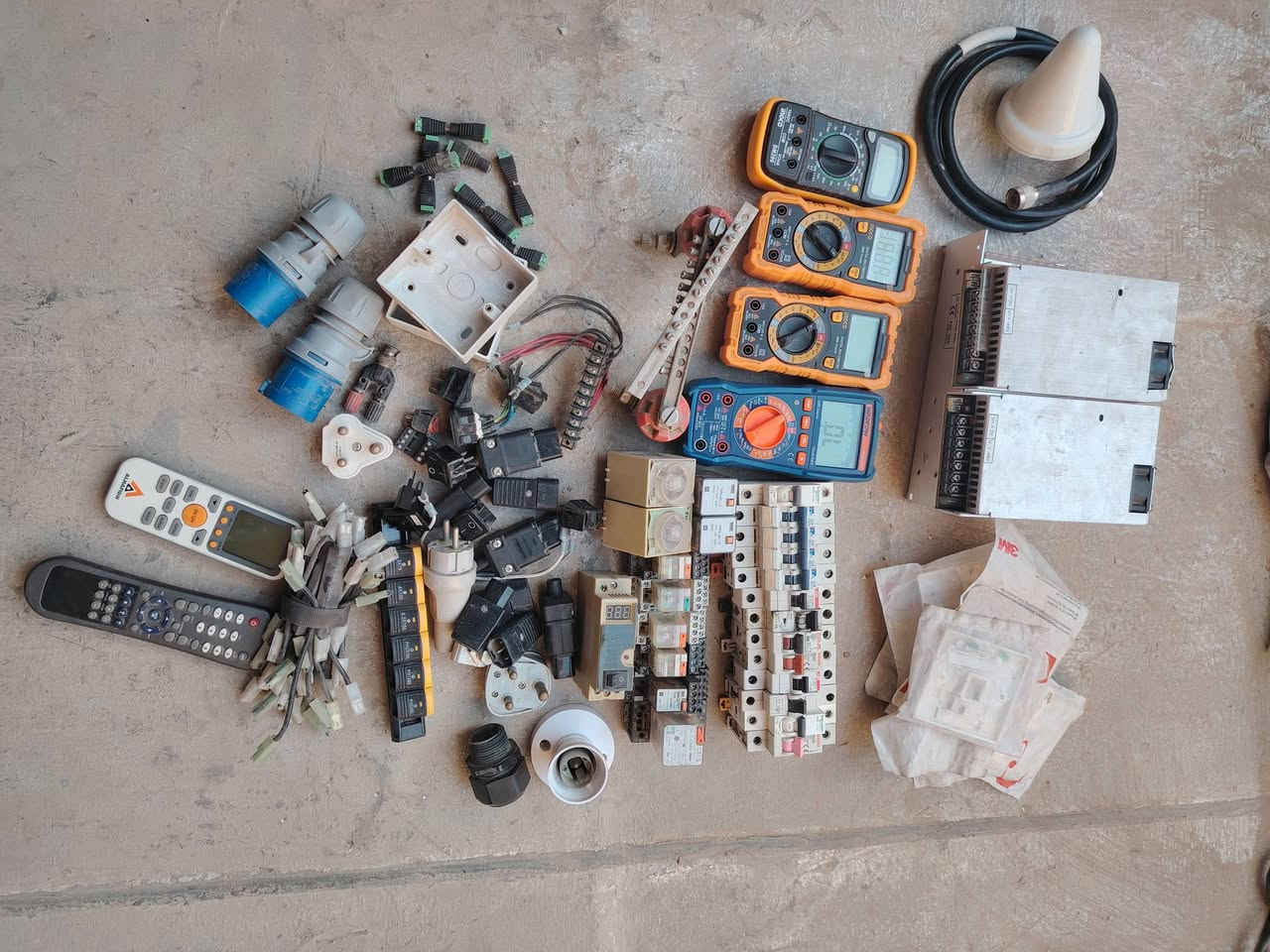 كلهن ب 300 الف شغال


**إذا كنت صاحب هذا الإعلان وتريد حذفه لأي سبب، رجاءا أرسل رسالة إلى الدعم الفني**