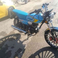 دراجه للبيع موديل 25 محرك 200 مقفوله ما بيها شيء الاوراق كامله الشعر 8...