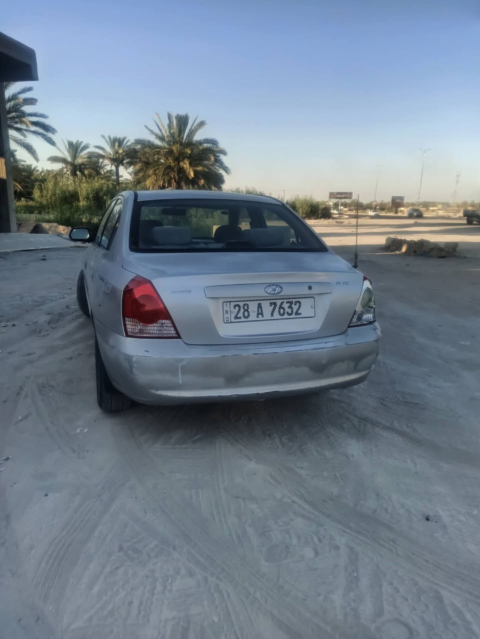 السلام عليكم سياره النترا 2005 سياره جاهزه وحادثه جاملغ امامي بدون دواخل وارد امريكي السياره مكينته 2000 تبريد شغال  والاتصال على الرقم ***********
