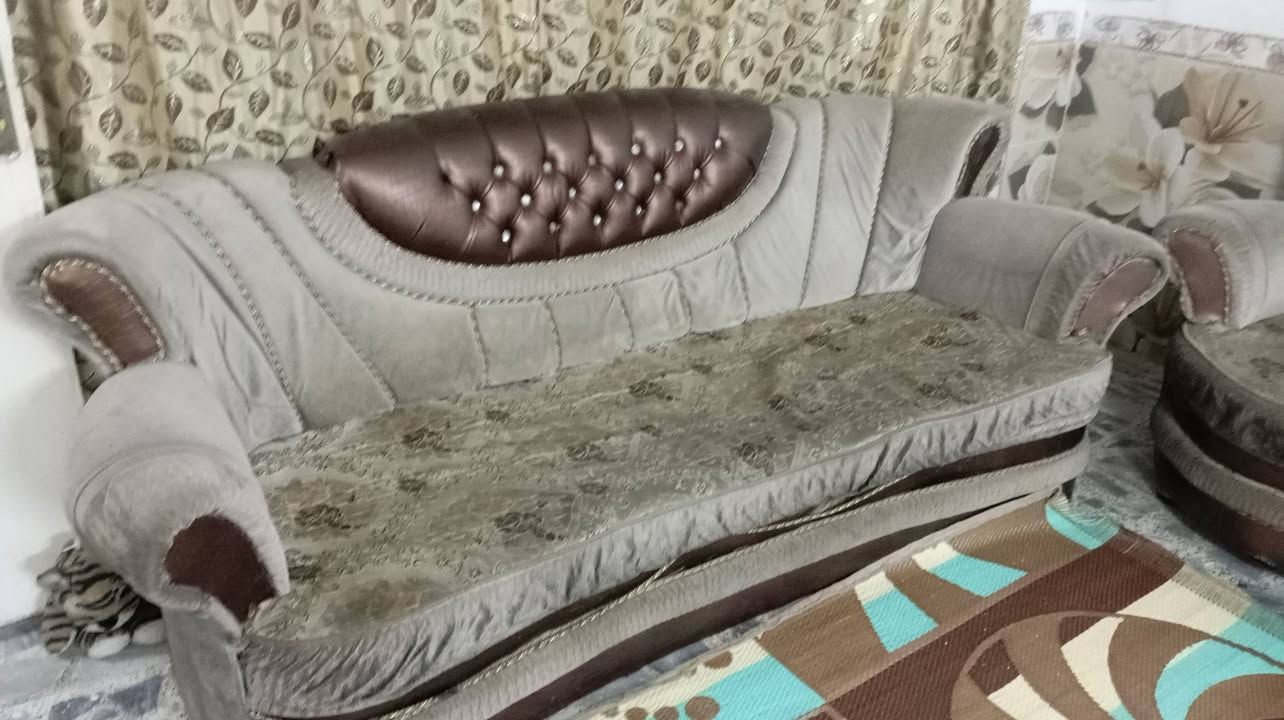 سلام عليكم تغم البيع السعر 75وبي مجال الطيبين التواصل عبر هاذه الرقم ***********
