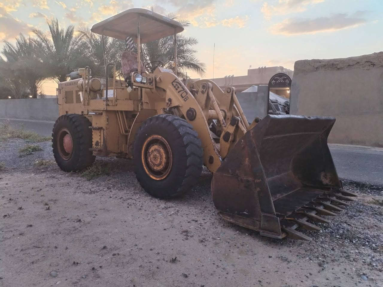 السلام عليكم 

شفل كاوسكي 70 B صبغ شركة ابريك 4 موديل 85 

رقم كربلاء 

***********
