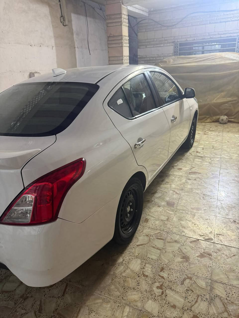 نيسان سني 2024 مكفولة السعر 123 وبيهه مجال للشراي العنوان موفقيه
***********
