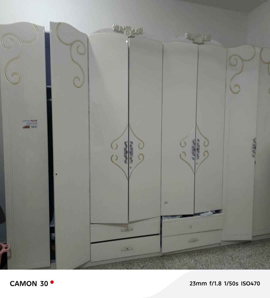 غرفه تركي ٨ابواب وميزمرايه وزوج كومدي وتعلاكه للبيع ٥٠٠وبيها مجال بسيط للشراي


**إذا كنت صاحب هذا الإعلان وتريد حذفه لأي سبب، رجاءا أرسل رسالة إلى الدعم الفني**