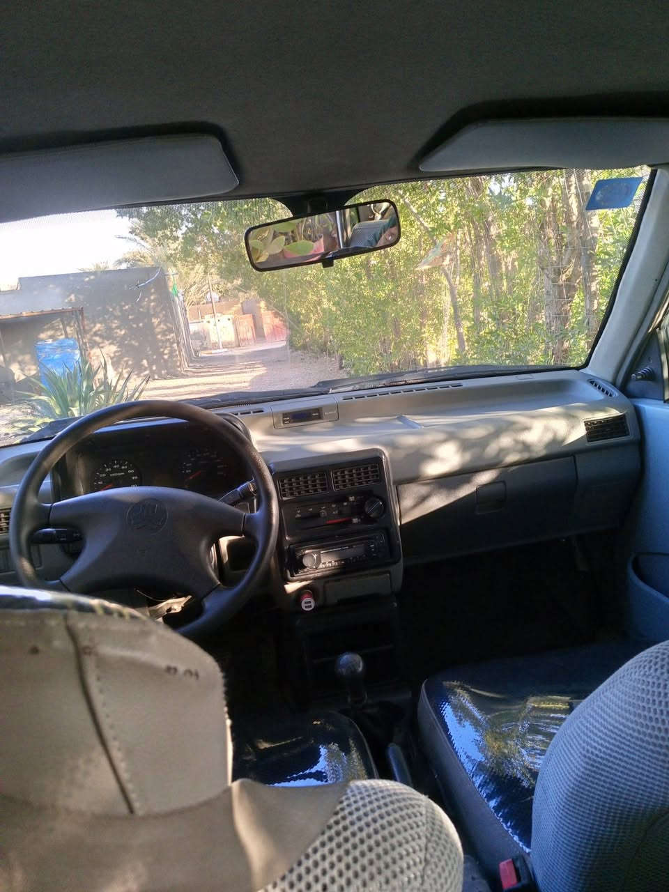 سياره مكفوله ب40 وبيه مجال المكان بغداد ناحيه الوحده ***********
