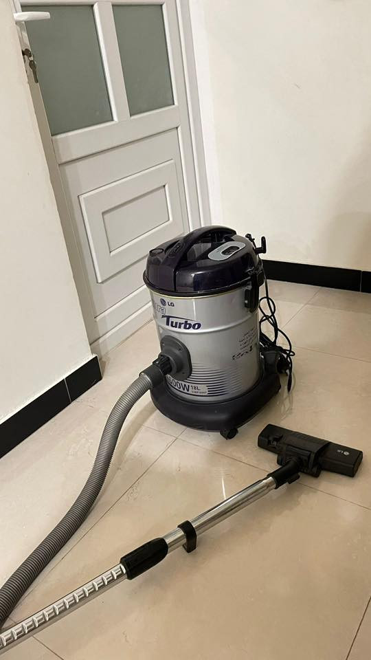 غراض للبيع  للتواصل ***********
