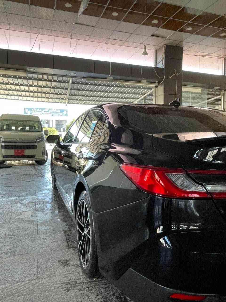 تۆیۆتا کامری 2025 
مواسەفات LE 
70,000 ڕۆیشتووە
سەیارەکە بەناوی خۆمانە
بۆیاغ 3 پارچەیی لێکراوەتەوە و دزراوە
بێ داخلی پشت و پێشی کەپسە پەڕەشوتی نەتەقیوە
سەیارەکە بێ تعدیل و ساردەکوتە
گێڕ و مەکینە  بەشەرت
0750 447 4954 سوران, أربيل
