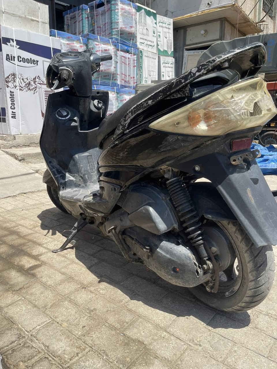دراجه سكنس للبيع شغاله سلف لا نضوح لا تبخير بس ابيع كوم حديد 250 نهايتها
***********
