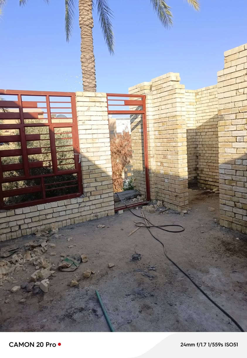 مكتب وليد السامرائي  للعقار  
بناء 
ترميم 
تفليش 
 شغل على طلب  الزبون  بأشراف  مهندسين  
اختصاص في مجال البناء  
الاداره .وليد السامرائي ‏‪***********‬‏
انس الطائي ***********
