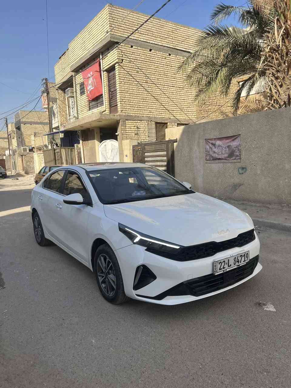 كيا كي ثري K3 موديل 2022
الي تجي فول  مواصفات تحكم ستيرن كامل سلايد فتحة 

محرك 1500 دبل نوزل كير 8 نمر 

رقم اربيل بأسمي تحويل مباشر

 ماشية ٣٩ الف ممتعوبه  سبيرها منازل قابله للزياده 

🔴المواصفات 

✅️فتحة

✅️شاشه كامرة 

✅️تبريد قطعتين + لمس

✅️تحكم ستيرن جهتين 

✅كروز ️مثبت سرعة 

✅️بصمه أبواب و بصمه تشغيل

✅️شاحن واير لس 

✅️شاحن تايب سي شحن سريع 

✅️كير طياره 

✅️يدات نيكل 

✅️شاشه بالكير

✅️لايت لد زينون 3 عدسات متحركة + الخلفي هم لد متصل 

✅ أشاير لكزس️ متحركة 

✅المري الجانبية بيها ️اشاير + هيترات 

✅️صندوك ذكي بصمة ( يفتح عند الاقتراب )

✅️كشنات جلد أبيض وليس أسود 

✅️سايد بريك بصمة

✅️أوتو هولد (auto hold)

✅️درايف مود 4 وضعيات
✅️(sport+eco+smart+comfort)
شاشة عداد دجتل 
وبيها بعد مواصفات 
⬅️ السياره كفاله عامه

 للاتصال  ***********
بي واتساب 

السعر 135 ورقة وبيها مجال حق الجيه

 📌 المكان بغداد البياع  التراث
