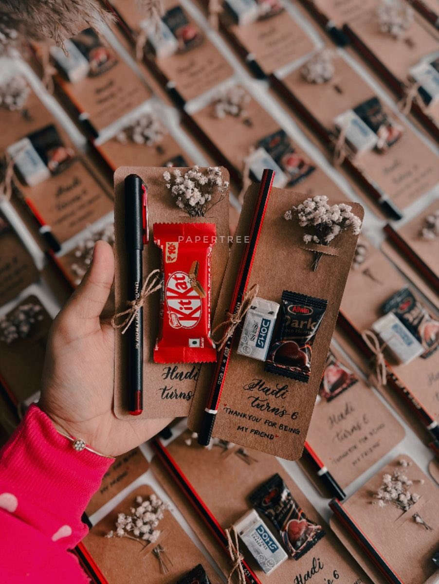 هدايا عيد الطالب 
حسب الطلب 
يصادف عيد الطالب يوم 2026/2/25
متوفر توصيل لجميع المحافظات 
@إشارة


**إذا كنت صاحب هذا الإعلان وتريد حذفه لأي سبب، رجاءا أرسل رسالة إلى الدعم الفني**