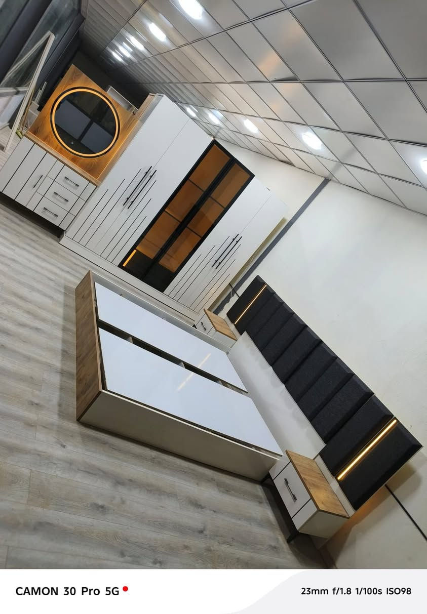 معرض صائب لغرف النوم التركيه واسعار مناسبه العنوان الشرقاط الساحل الايسر مفرق عويجيله 
***********
