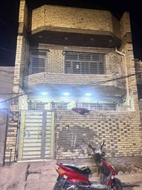 بيت بناء حديث للبيع  المساحه ١٠٠  الوجه 6 وربع والنزال 16 متر سند ٢٥  ...