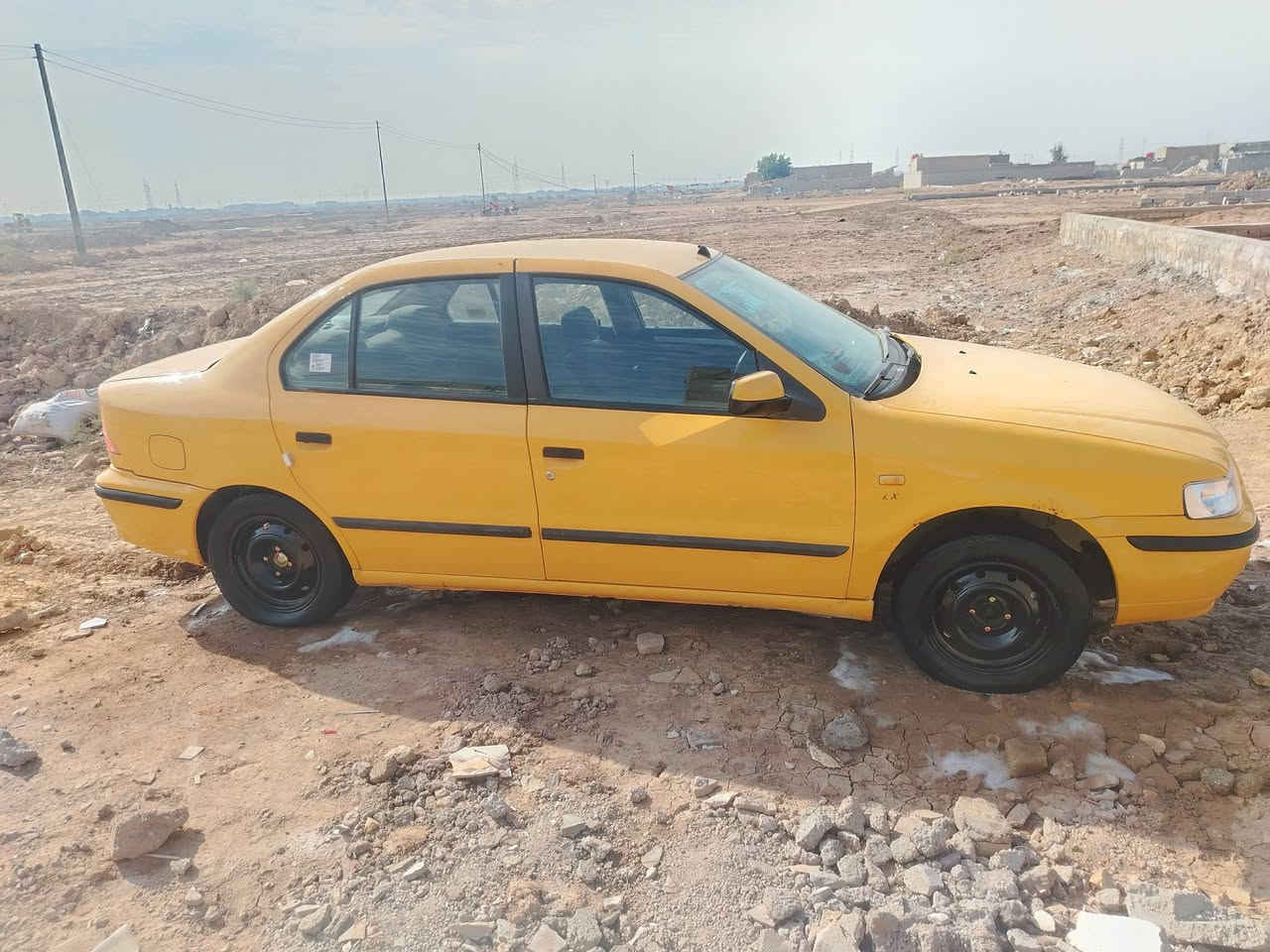 السلام عليكم سمند موديل 2017 بيهه جاملغ امامي مبدل وبارد بل باب سنويه 28 رقم انكليزي  السعر خاص او الاتصال علا الرقم ***********
