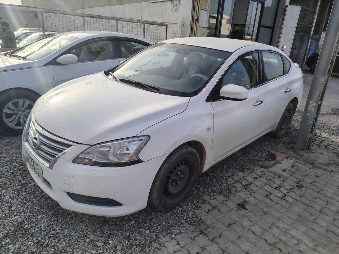 نيسان سنتره 2020، ضرر في الجاملغ، سكن بدون داخل أو أي شيء آخر. السيارة لوك، رقم أربيل، كير ومحرك بشرط. السنوية لغاية 2029 دولي. للشراي  الاتصال على: *********** / ***********
