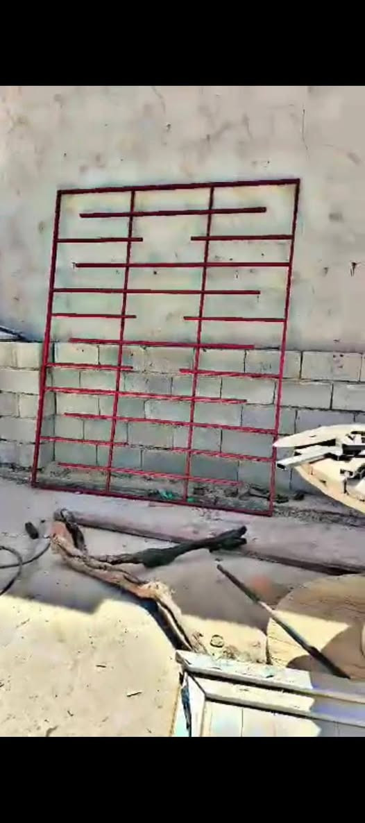 السلام عليكم
كتايب حديد 
للبيع 
حديد مليم ونص تركي 
شخاط صغير مفصلات كتائب بعدهن ما مستعملات 
يعني جديد مصبوغات اسود كاملات 
للاستفسار اكثر تصل عل هاتف وتدلل
***********
