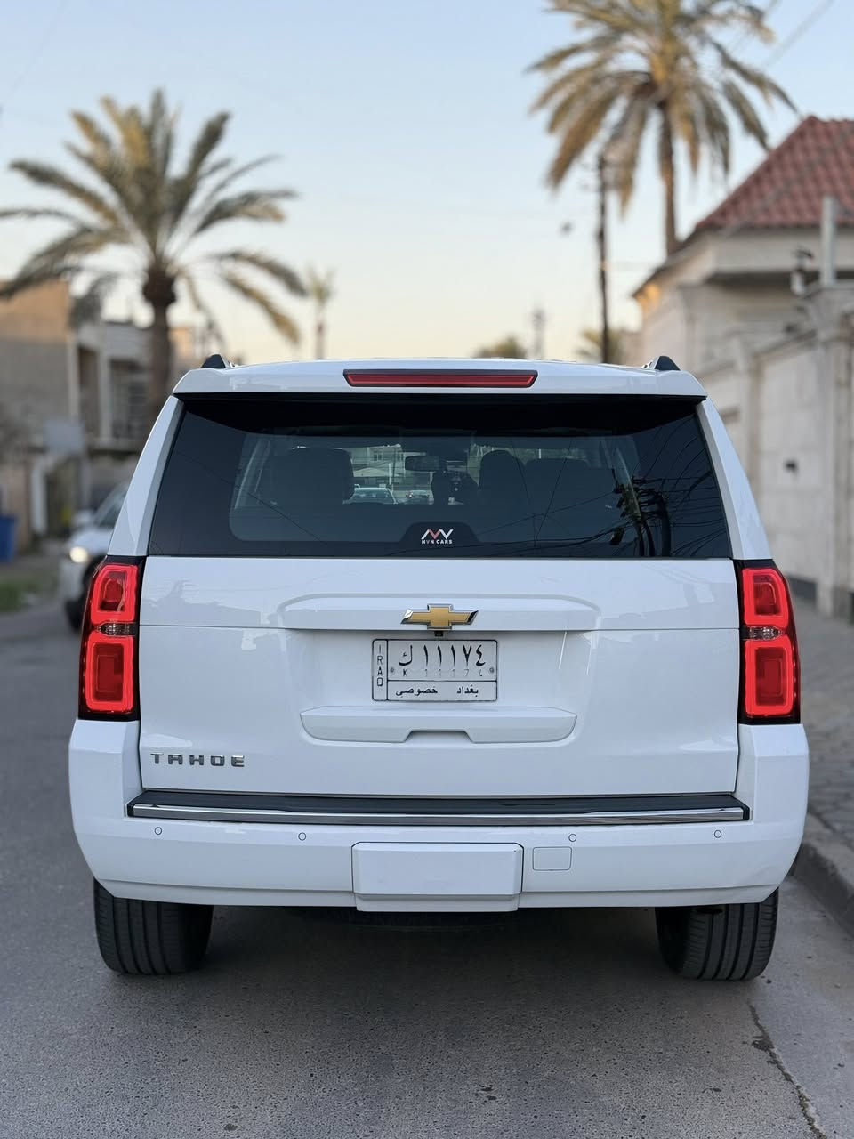 السلام عليكم
تاهو ltz وكالة المنصور خليجي ماشية 135.000كيلو متر حقيقي 
موصفاتها معروفه فول الفول داخل قرميدي ادامة كاملة تخم تاير جديد صدر جديد خلفي امامي كامله و المكينه على وضع الشركة 
بيها شبر صبغ بالحاملغ الامامي الايمن  المكان بغداد الكرخ 
الحارثية 
***********
