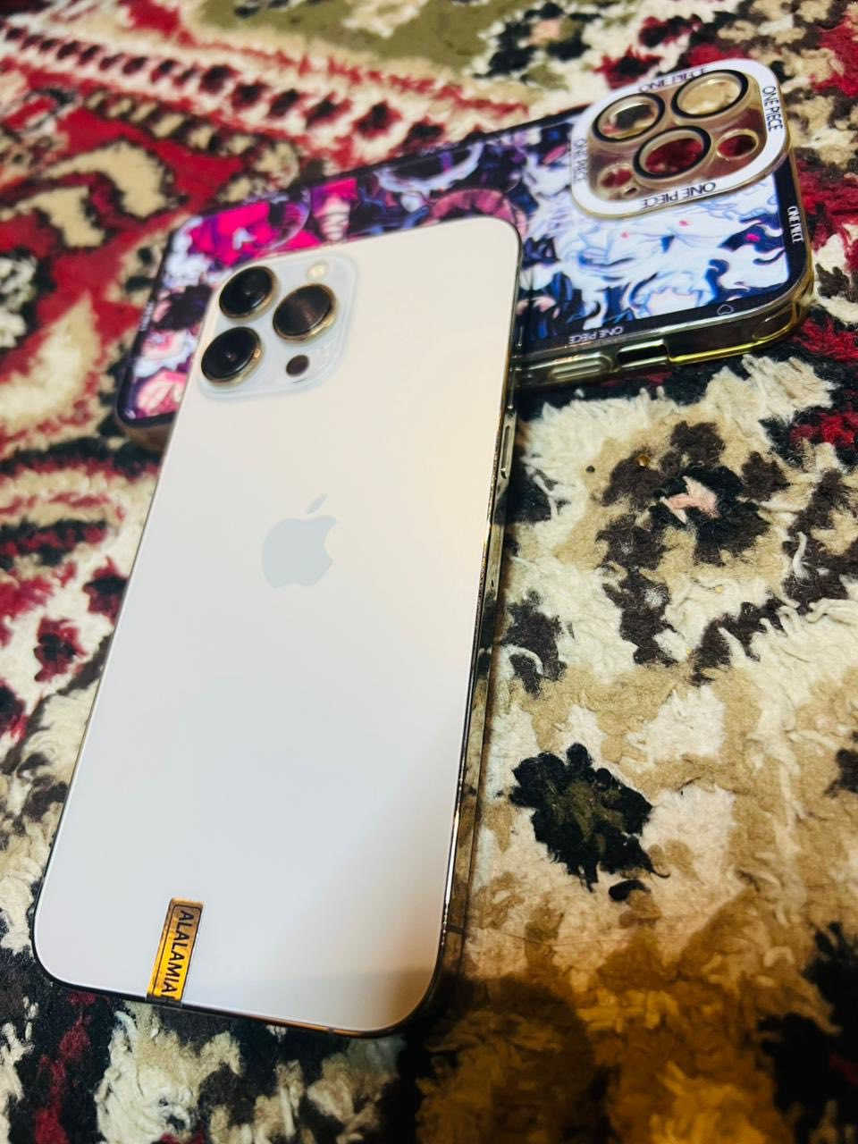 السلام عليكم ايفون 13 برو ماكس ذاكره 256 بطاريه 85 بلادي الجهاز حييل نضيف كله شرط السعر 725رقم تصل ***********
